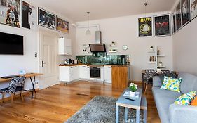 Movie Apartment Jezyce